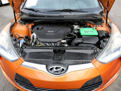 Used 2015 Hyundai Veloster w/ Option Group 03 image 43