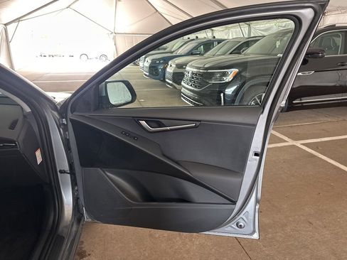 Used 2025 Kia Niro LX FWD image 20