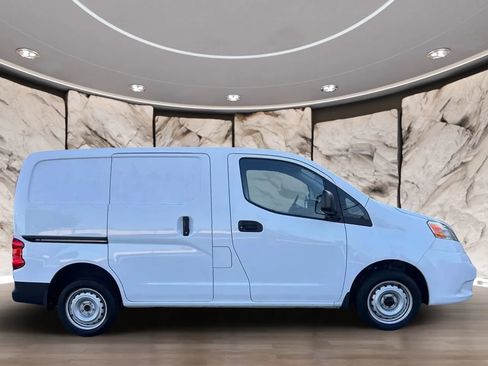 Used 2021 Nissan NV200 S FWD image 4