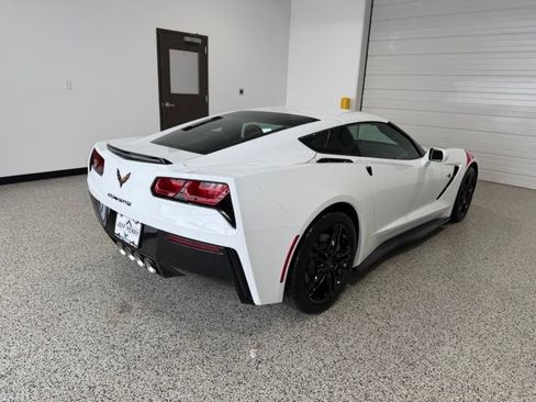 Used 2017 Chevrolet Corvette Stingray Coupe w/ Battery Protection Package RWD image 3
