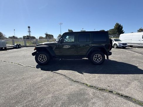Used 2024 Jeep Wrangler Unlimited Rubicon w/ Technology Group AWD/4WD image 34