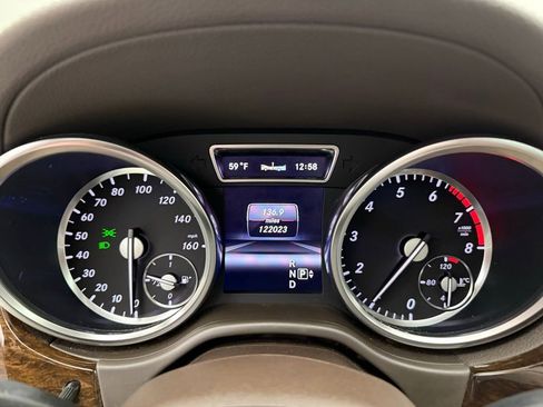 Used 2013 Mercedes-Benz GL 450 4MATIC image 11