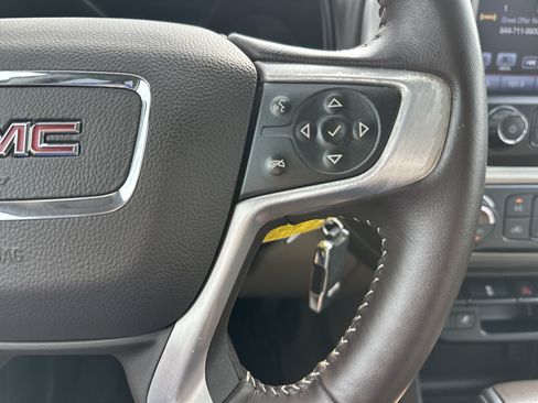 Used 2016 GMC Canyon SLT w/ Driver Alert Package RWD image 19