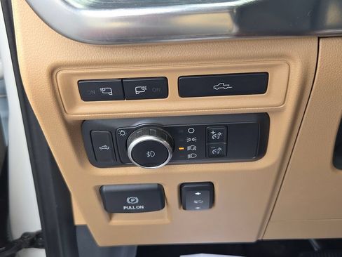 Used 2022 Ford F150 Lariat w/ Max Trailer Tow Package AWD/4WD image 35