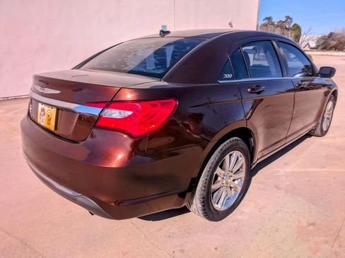 Used 2013 Chrysler 200 Touring image 8