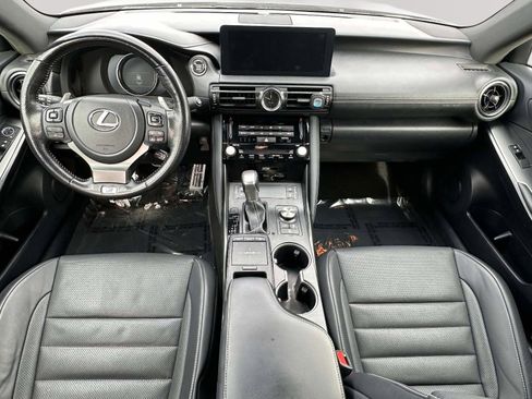 Used 2023 Lexus IS 500 image 7