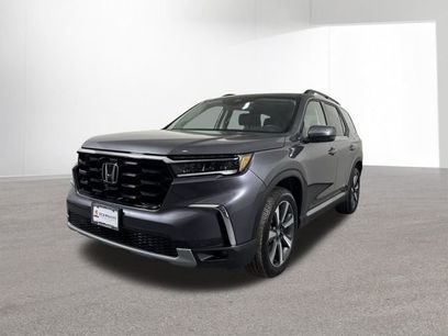 Used 2025 Honda Pilot Touring