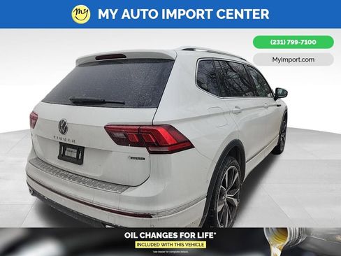 Used 2022 Volkswagen Tiguan SEL R-Line image 4
