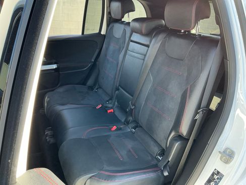 Used 2023 Mercedes-Benz EQB 300 4MATIC SUV image 20