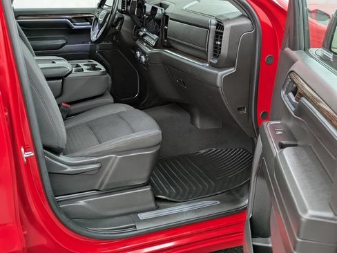 Used 2024 GMC Sierra 1500 SLE AWD/4WD image 19