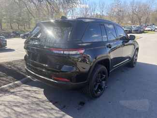 Used 2023 Jeep Grand Cherokee Altitude video 3
