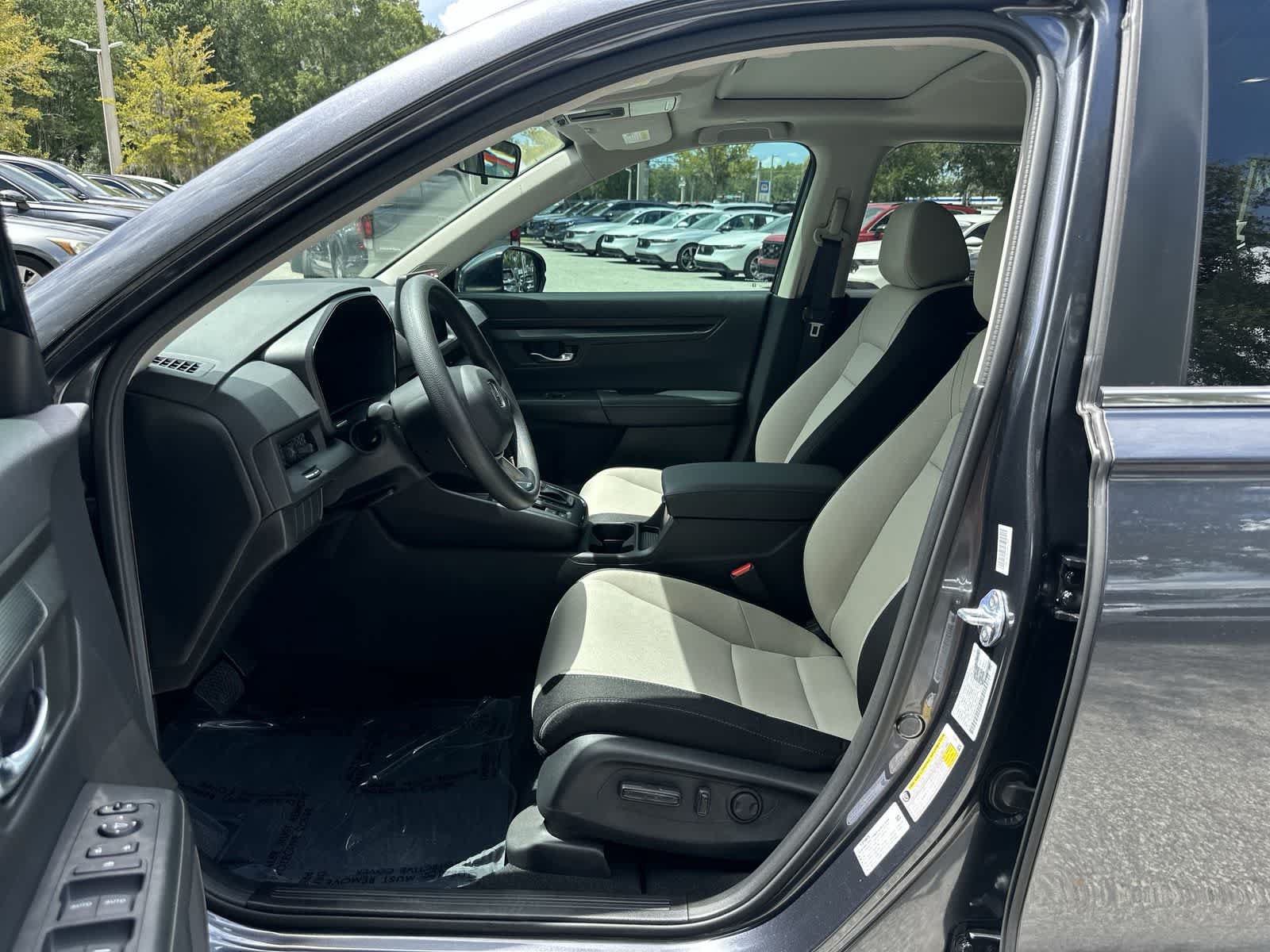 Used 2026 Honda CR-V EX image 2