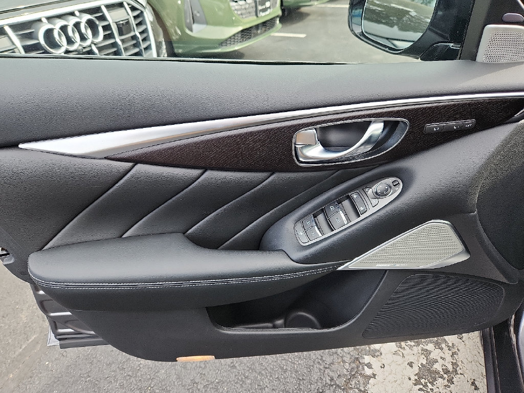 Used 2023 INFINITI Q50 Sensory AWD/4WD image 17