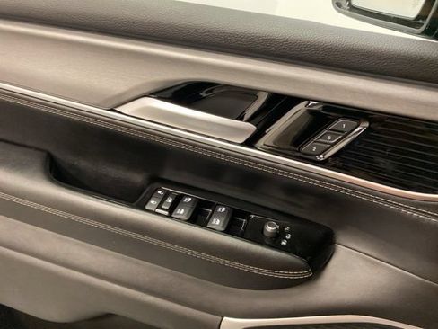 Used 2024 Jeep Wagoneer Series II AWD/4WD image 22