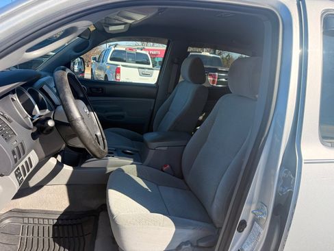 Used 2007 Toyota Tacoma PreRunner image 9