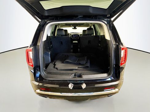 Used 2021 GMC Acadia Denali w/ Denali Technology Package image 35