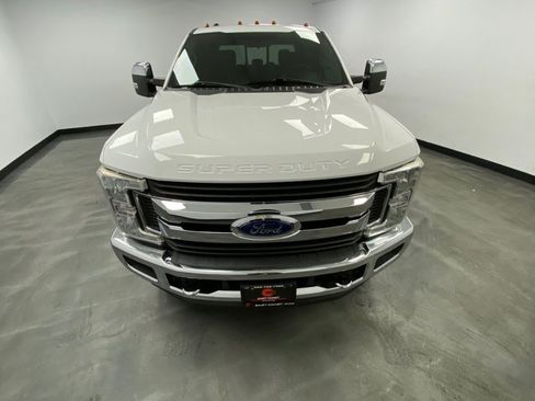 Used 2019 Ford F250 XLT w/ XLT Premium Package AWD/4WD image 9