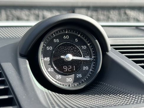 Certified 2025 Porsche Panamera 4 E-Hybrid AWD/4WD image 27