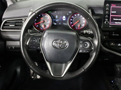Used 2021 Toyota Camry XSE image 6