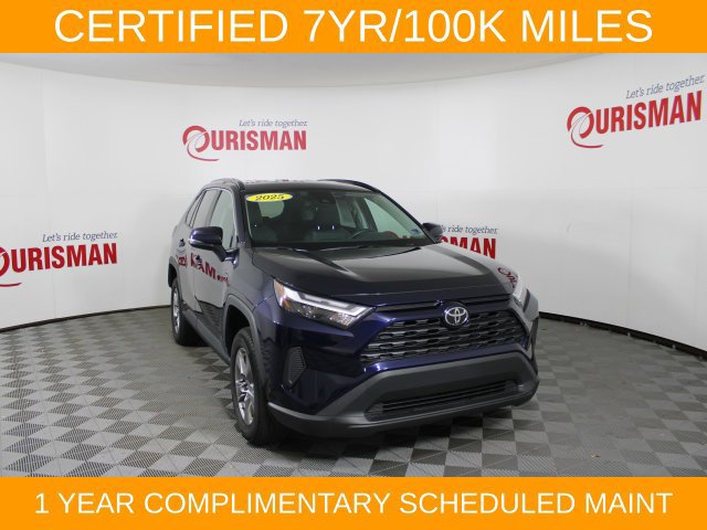 Used 2025 Toyota RAV4 XLE AWD/4WD image 12