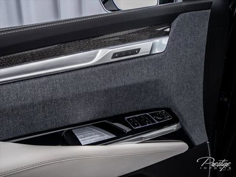 Used 2025 Cadillac Escalade V w/ LPO, Floor Liner Package AWD/4WD image 31