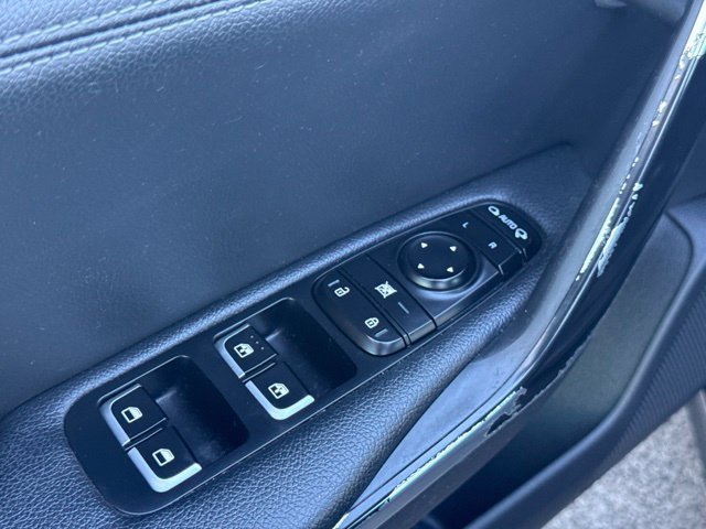 Used 2019 Kia Stinger AWD/4WD image 17