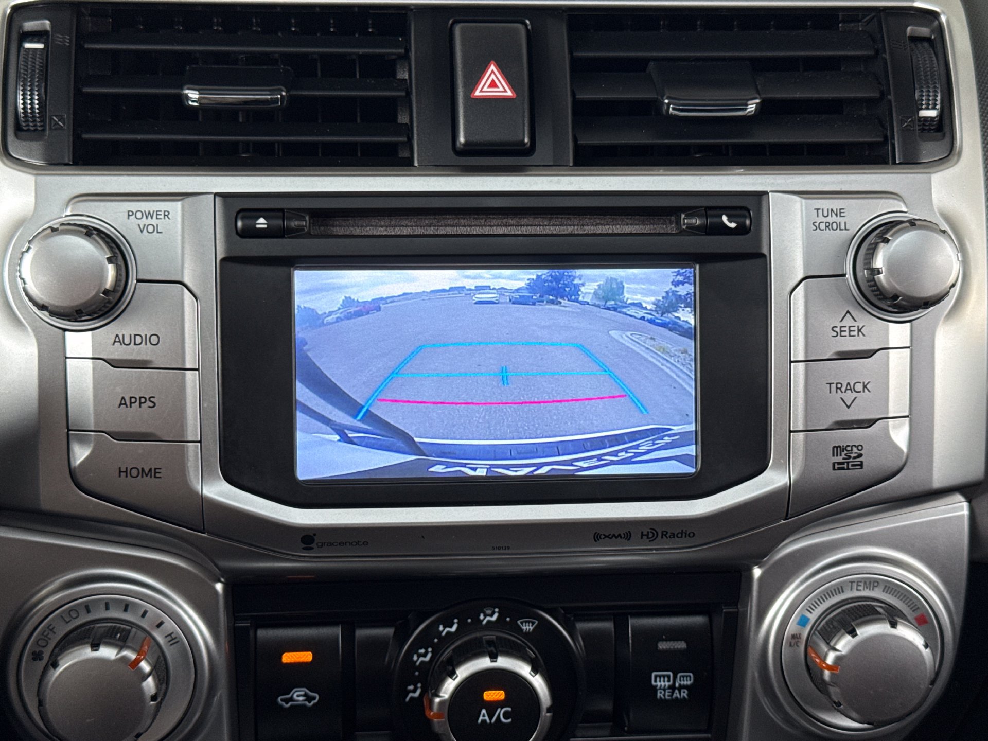 Used 2018 Toyota 4Runner SR5 Premium AWD/4WD image 6