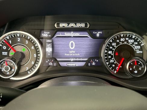Used 2025 RAM 1500 Big Horn AWD/4WD image 13