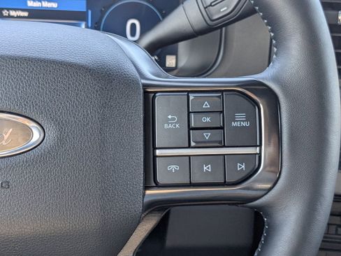 New 2026 Ford F350 Platinum w/ FX4 Off-Road Package image 30