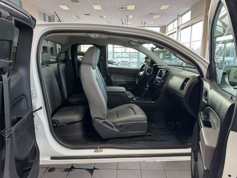 Used 2018 Chevrolet Colorado W/T w/ WT Convenience Package AWD/4WD image 43