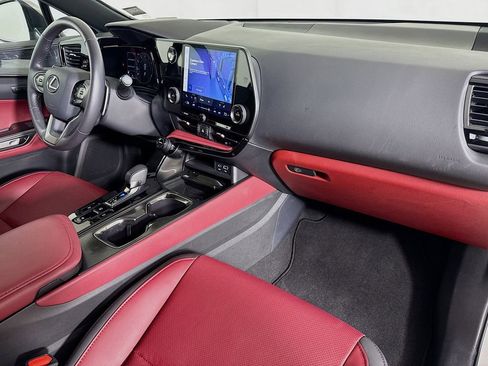 Certified 2025 Lexus NX 250 FWD w/ Premium Package image 29