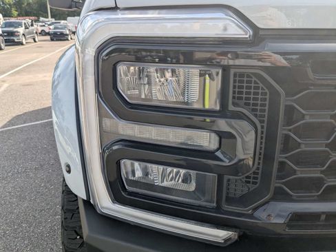 New 2026 Ford F250 Lariat w/ Black Appearance Package AWD/4WD image 10