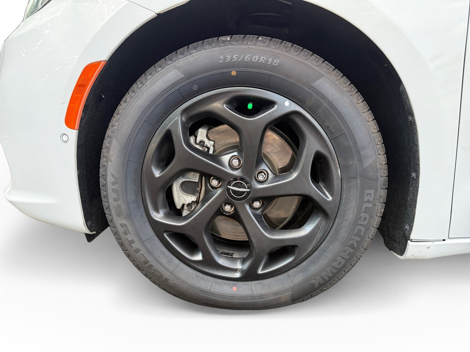 Used 2024 Chrysler Pacifica Premium FWD image 30