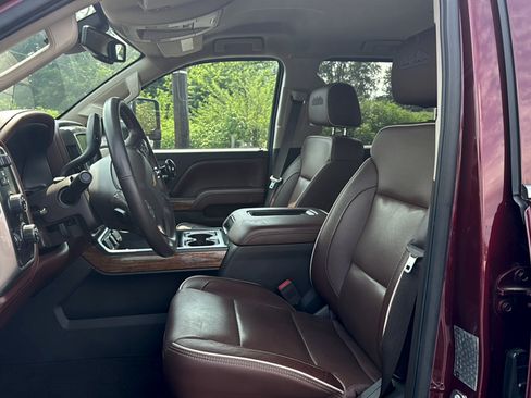 Used 2016 Chevrolet Silverado 3500 High Country w/ Duramax Plus Package AWD/4WD image 6