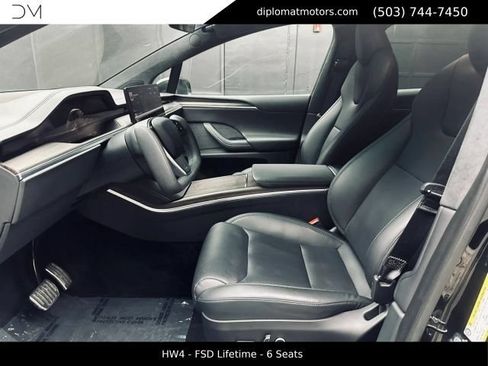 Used 2024 Tesla Model X AWD/4WD image 17