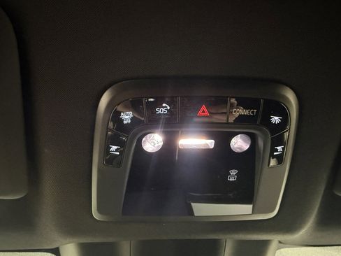 Used 2025 Polestar Polestar 3 image 24