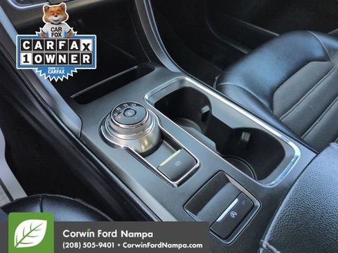 Used 2018 Ford Fusion SE w/ Equipment Group 201A FWD image 17