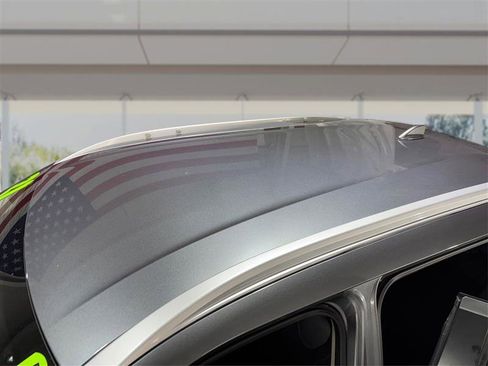 Used 2021 Nissan Kicks SV image 11