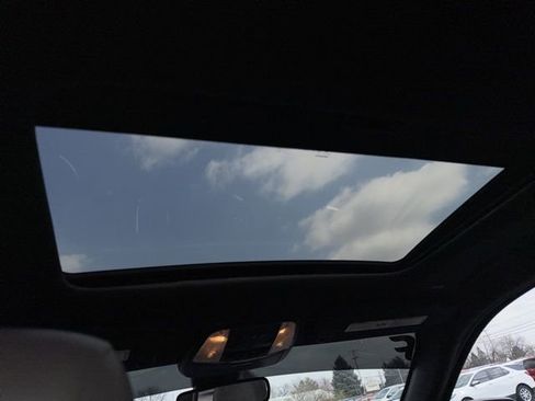 Used 2018 Dodge Durango R/T image 11