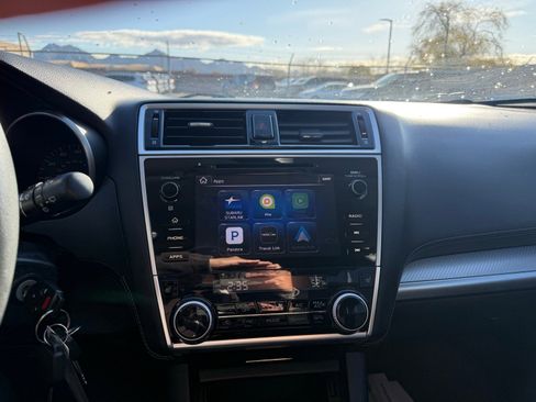 Used 2018 Subaru Outback 2.5i Premium image 20