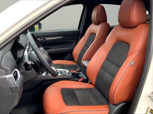 Certified 2025 MAZDA CX-5 Carbon Edition AWD/4WD image 9