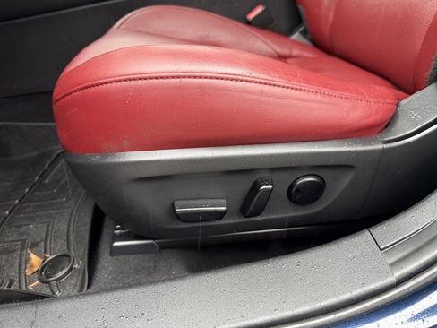 Used 2019 MAZDA MAZDA3 AWD Hatchback w/ Premium Pkg image 15