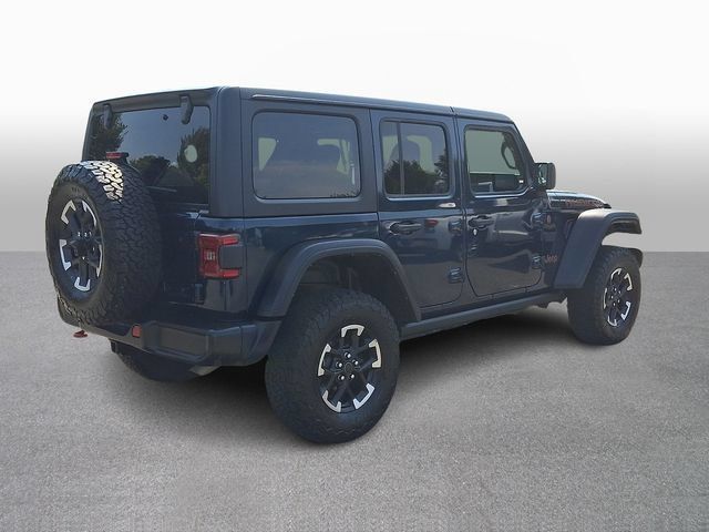 Used 2025 Jeep Wrangler Unlimited Rubicon AWD/4WD image 4