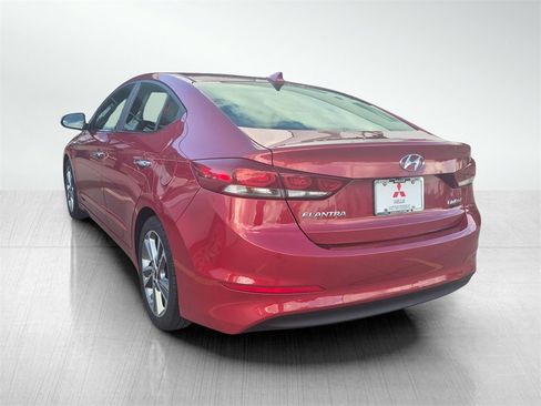 Used 2017 Hyundai Elantra Limited image 6