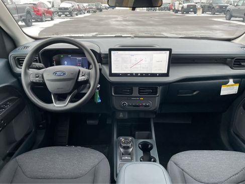New 2025 Ford Maverick XL image 14