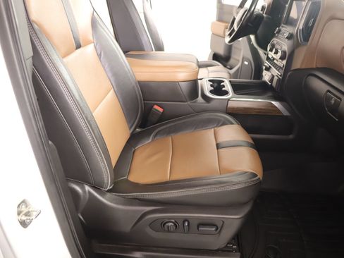 Used 2023 Chevrolet Silverado 3500 High Country image 13