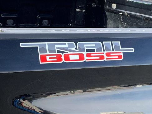Used 2024 Chevrolet Silverado 1500 LT Trail Boss image 31