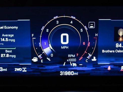 Used 2025 Chevrolet Suburban LS AWD/4WD image 28