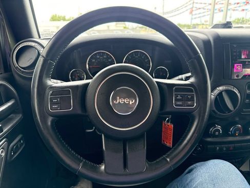 Used 2015 Jeep Wrangler Unlimited Sport w/ Quick Order Package 24S AWD/4WD image 15