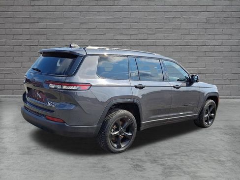 Used 2023 Jeep Grand Cherokee L Laredo AWD/4WD image 12
